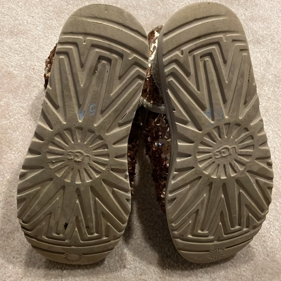 Ugg boots gold sequin with tan in very good condition. - Picture 10 of 12